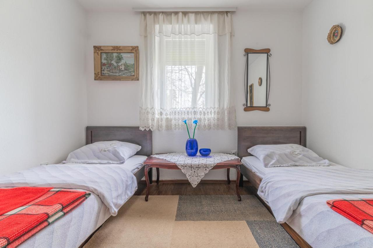 Frile Apartments Nikšić Eksteriør billede