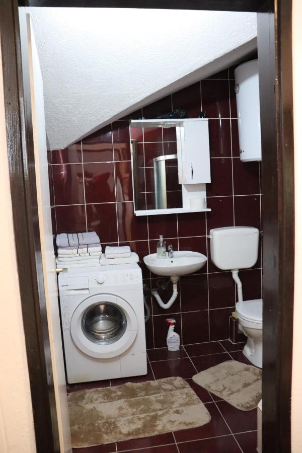 Frile Apartments Nikšić Eksteriør billede