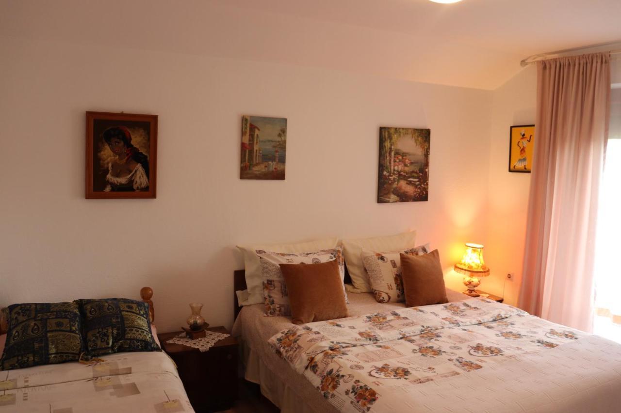 Frile Apartments Nikšić Eksteriør billede